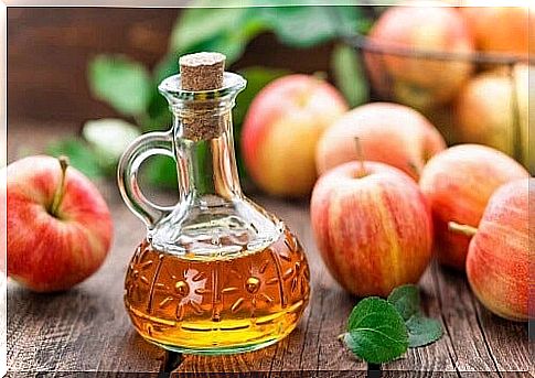 Apple cider vinegar - use it to improve your health!