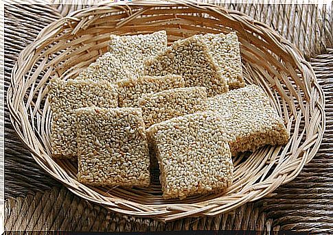 Sesame snaps