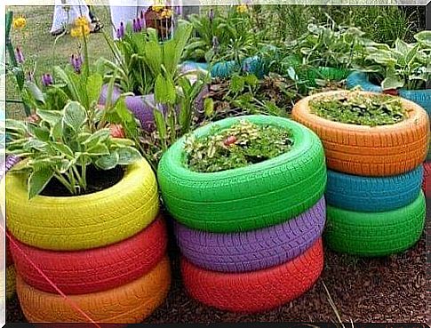 DIY pots made of recycled materials