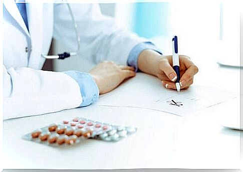 The doctor prescribes etoricoxib