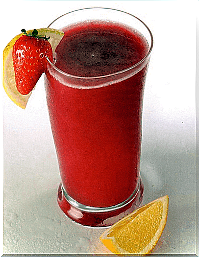 2 #: strawberry-juice-cocktails.jpg