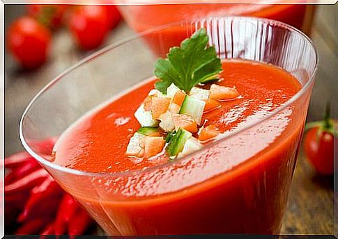 Gazpacho as an easily digestible dinner