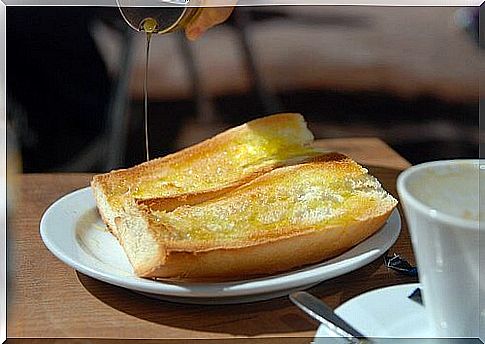 Microwave oven: olive oil toast