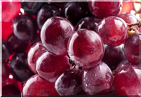 The benevolent effect of grapes on health