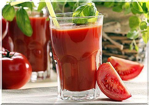 Tomato juice - get to know all its benefits